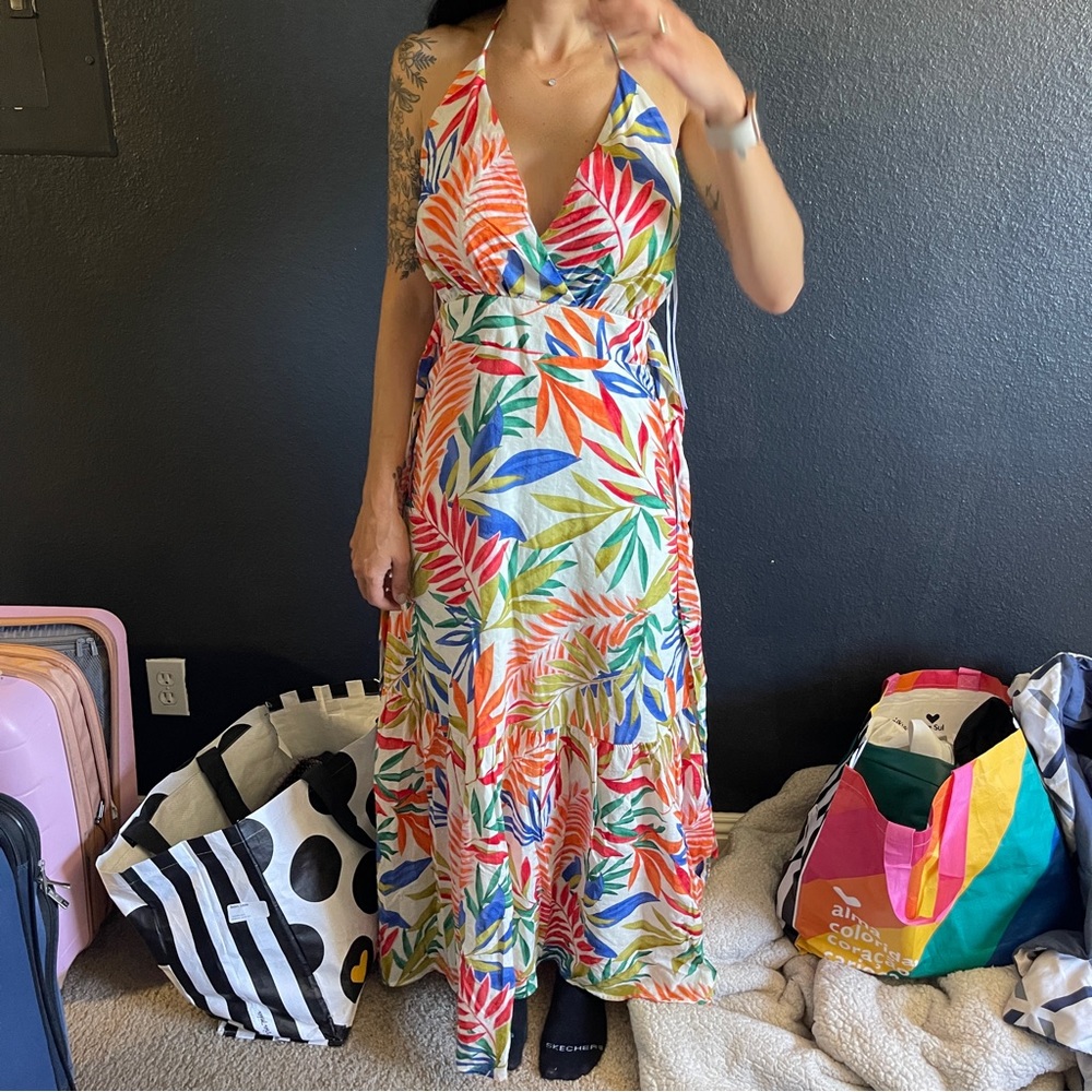 Lulus dress new with tags size small summer dress